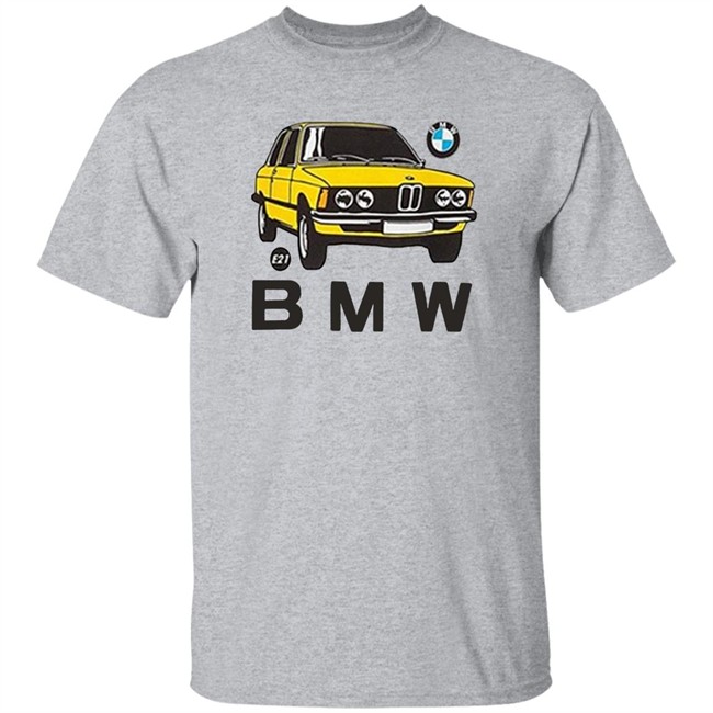 UNIQLO UT Vintage Car T-shirt UNIQLO UT Embraces Vintage Cars in Graphic T-Shirt Collection white shirt UNIQLO UT Vintage Car T-shirt UNIQLO UT Embraces Vintage Cars in Graphic T-Shirt Collection white shirt