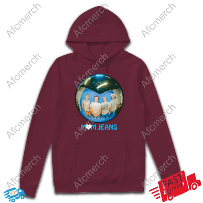 Mom Jeans Orb Tee